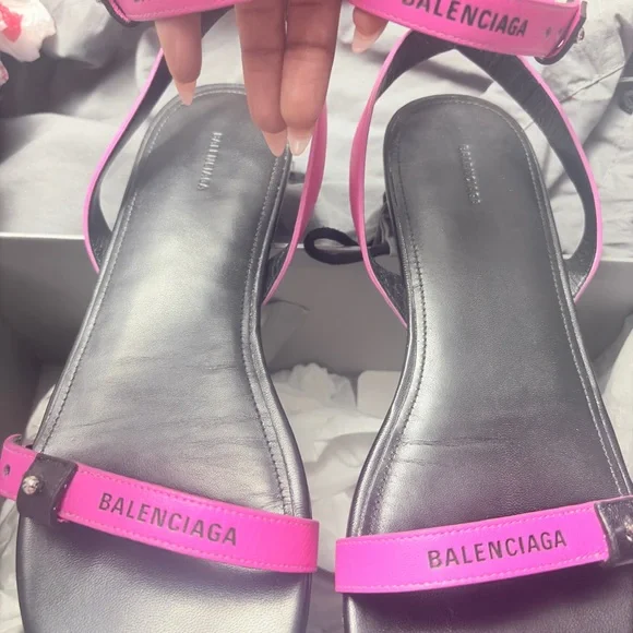 Balenciaga Pink and Black Sandals with Sleek Design